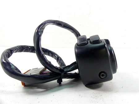 2004 Harley Touring FLHTCUI Electra Glide Left Hand Control Switch 71685-06A {{ shop.shopifyCountryName }} - Mototech271