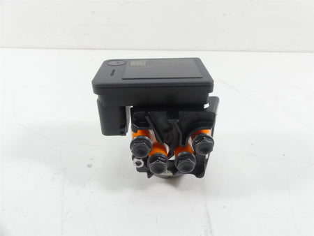 2018 Triumph Street Triple 765RS Abs Brake Pump Pressure Control Module T2025959 {{ shop.shopifyCountryName }} - Mototech271