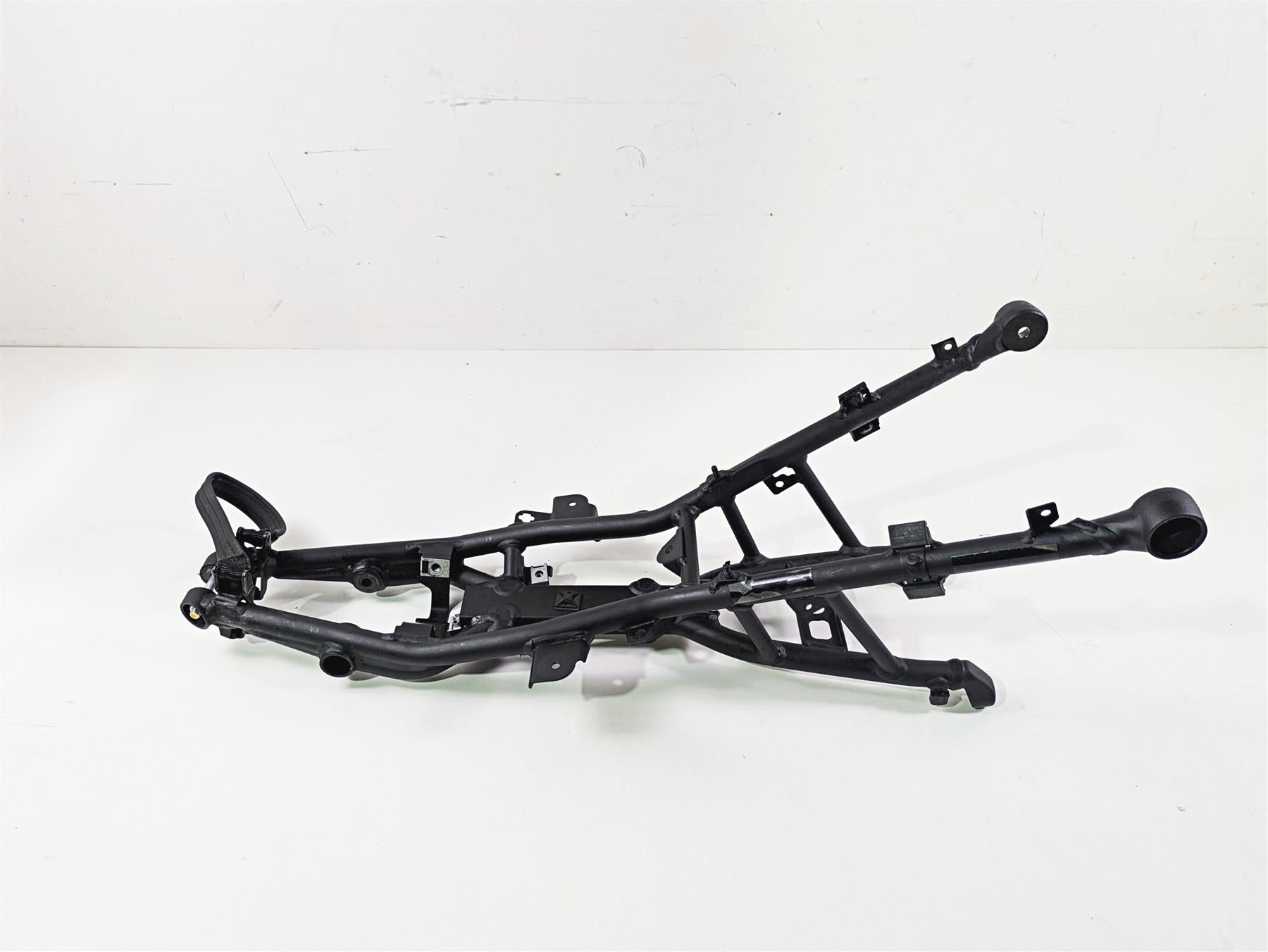 2022 Ducati Streetfighter V2 Straight Rear Subframe Sub Frame 47018401AA {{ shop.shopifyCountryName }} - Mototech271