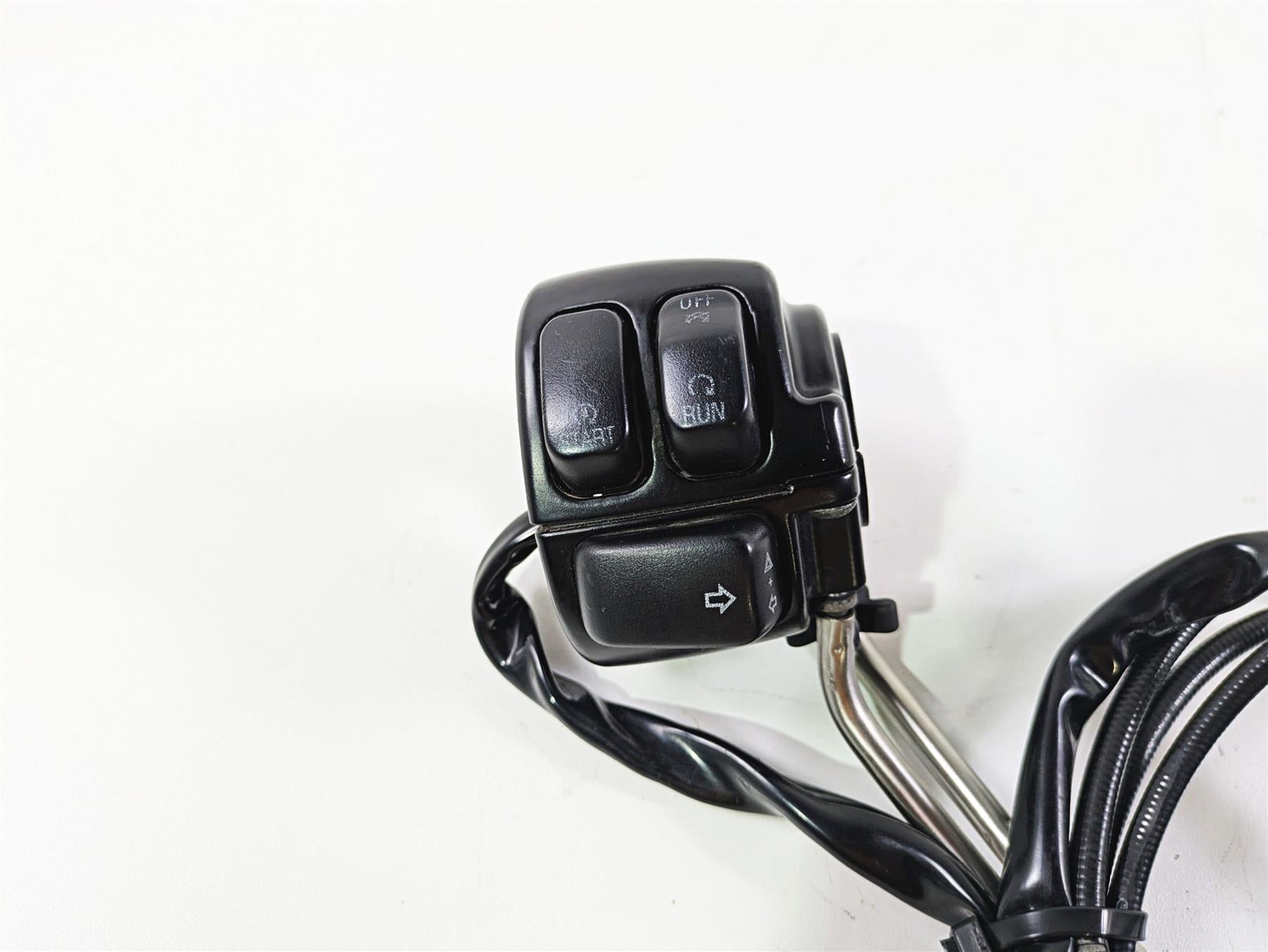 2009 Harley XR1200 Sportster Right Hand Control Switch Throttle -Read 71684-06A {{ shop.shopifyCountryName }} - Mototech271