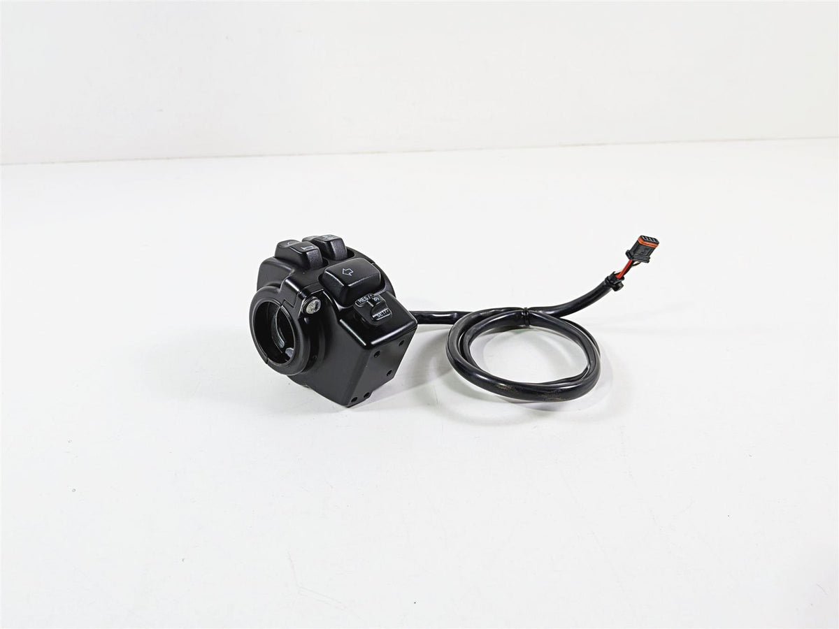2022 Harley Softail FXLRST Low Rider Left Hand Control Switch -Read 71500288 {{ shop.shopifyCountryName }} - Mototech271