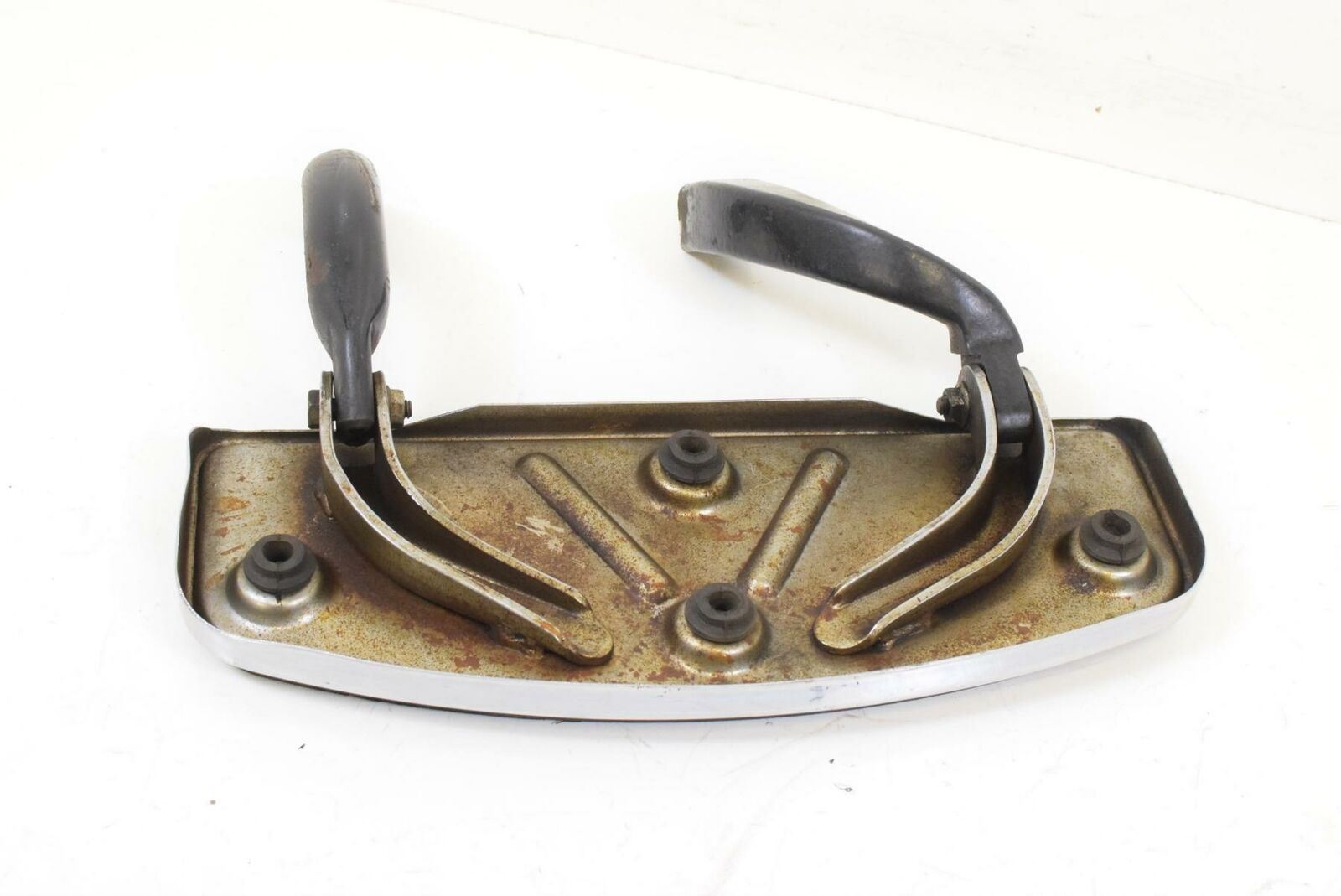 94 Harley Touring FLHTCU Electra Glide Right Rider Floor Board Panel Foot Rest {{ shop.shopifyCountryName }} - Mototech271