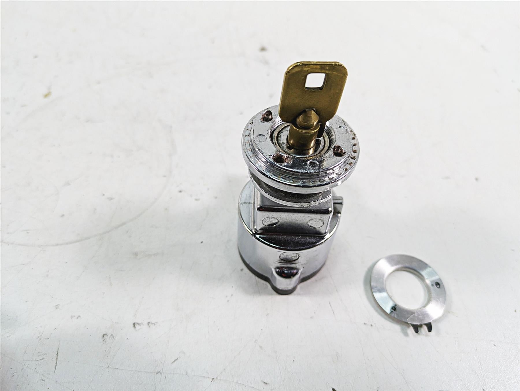 2015 Harley FXDL Dyna Low Rider Ignition Switch Key Lock Set 71475-06B {{ shop.shopifyCountryName }} - Mototech271