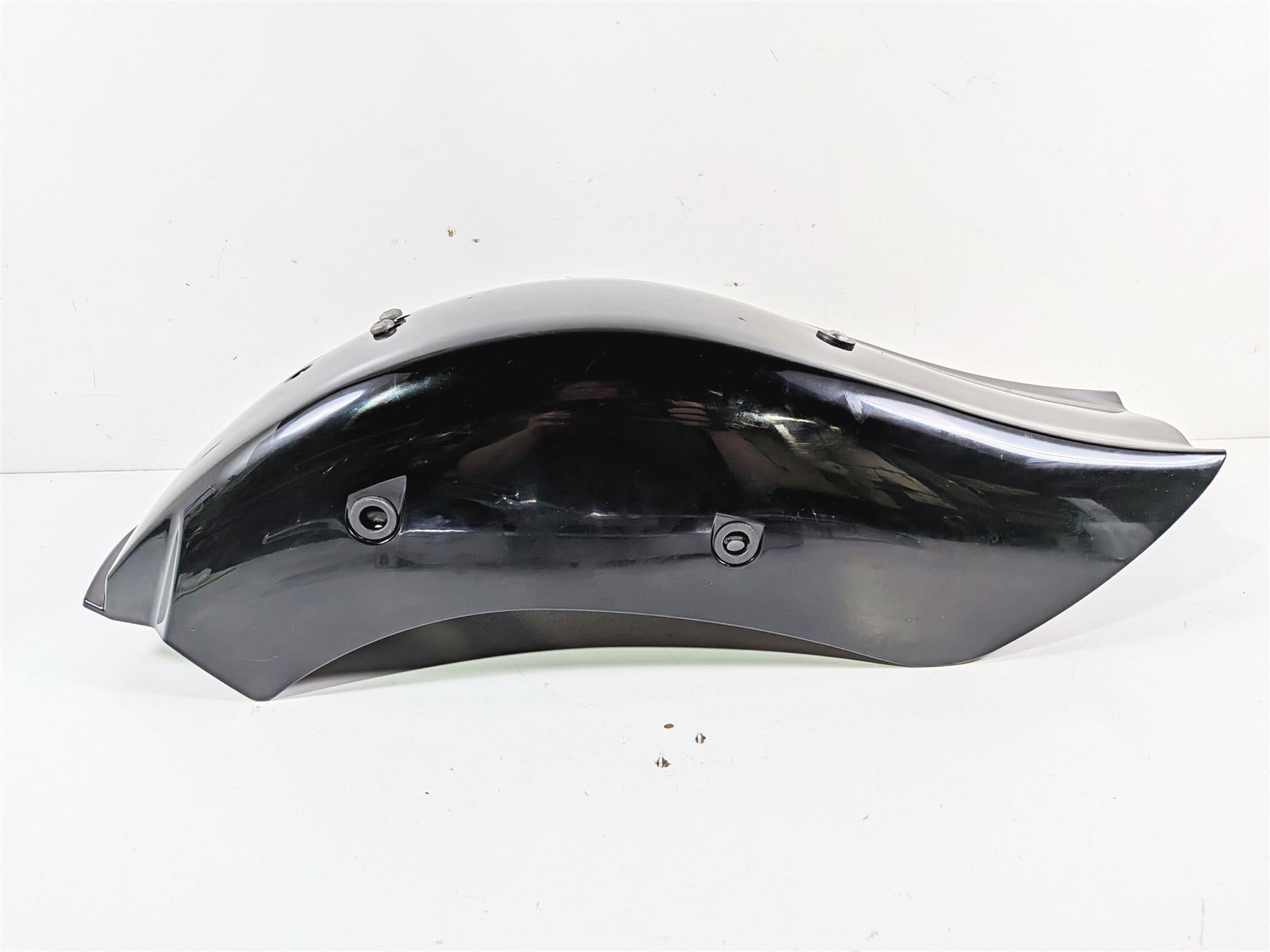 2005 Suzuki VZ800 M50 Boulevard Rear Fender & Side Chrome Struts 63110-39G02 {{ shop.shopifyCountryName }} - Mototech271