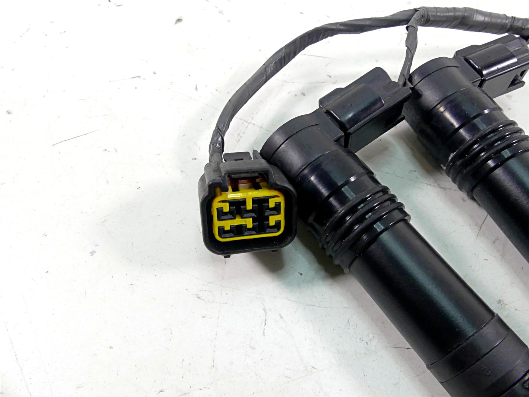 2010 Kawasaki ZX1400 ZX14 R Ninja Ignition Coils & Wiring Set 21171-0005 {{ shop.shopifyCountryName }} - Mototech271