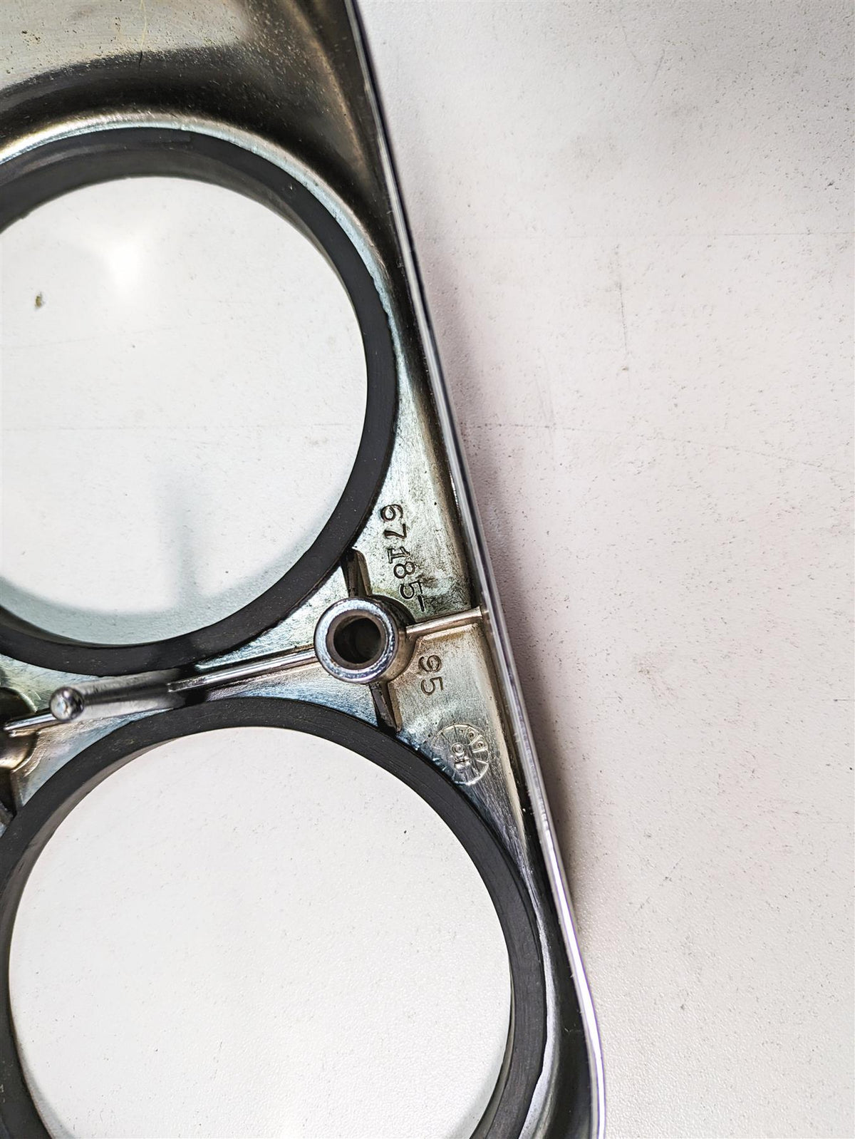 2000 Harley Dyna FXDL Low Rider Chrome Gauges Speedo Tacho Housing 67185-95 {{ shop.shopifyCountryName }} - Mototech271