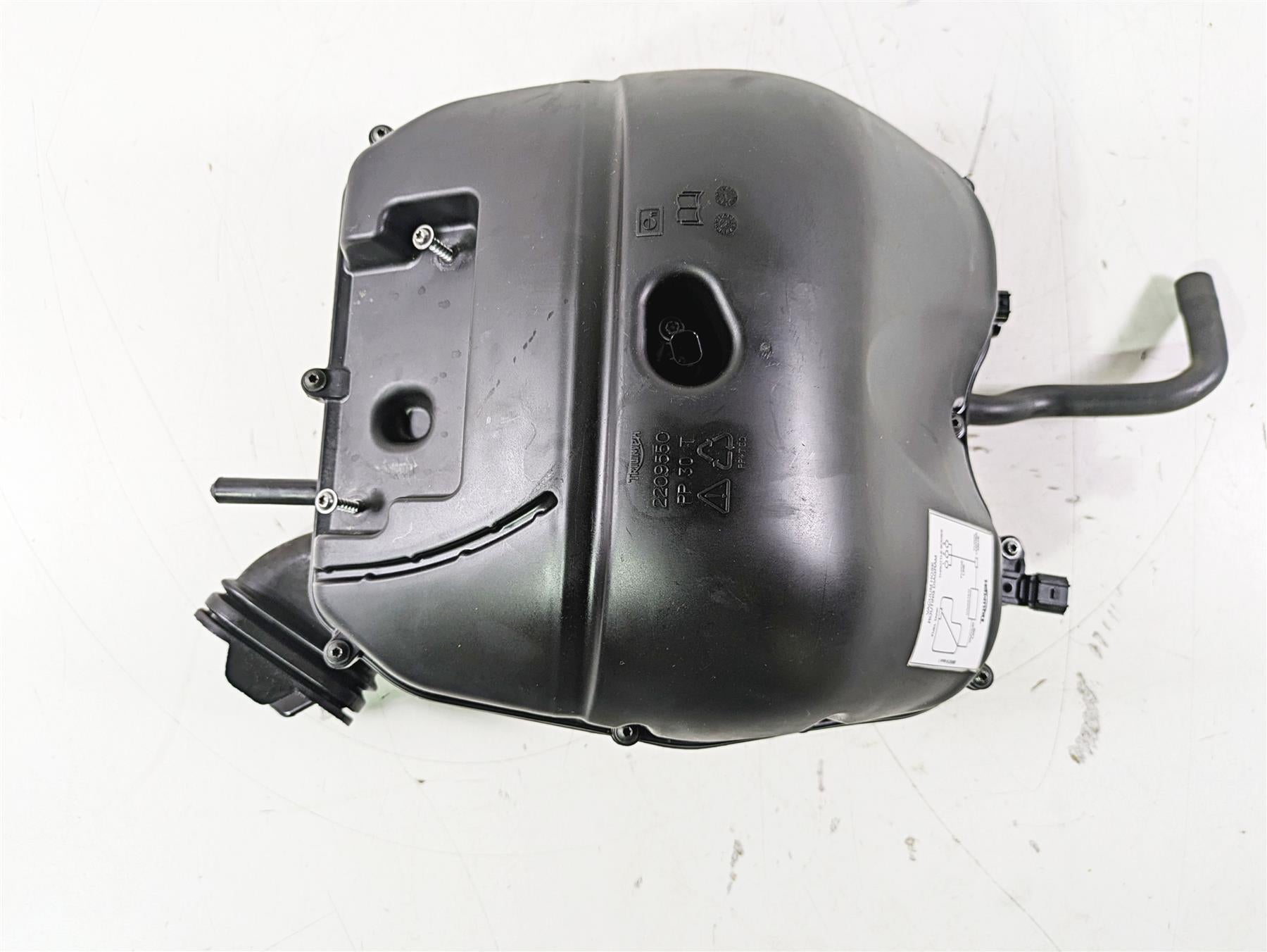 2015 Triumph Tiger Explorer XC Air Box Cleaner & Tubes Set T2209550 {{ shop.shopifyCountryName }} - Mototech271
