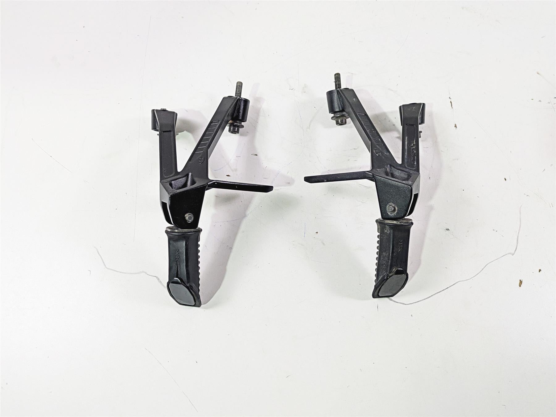 2020 Suzuki V-Strom 1050 XT Rear Passenger Footpeg Rest Set 43811-31J00-YAP {{ shop.shopifyCountryName }} - Mototech271