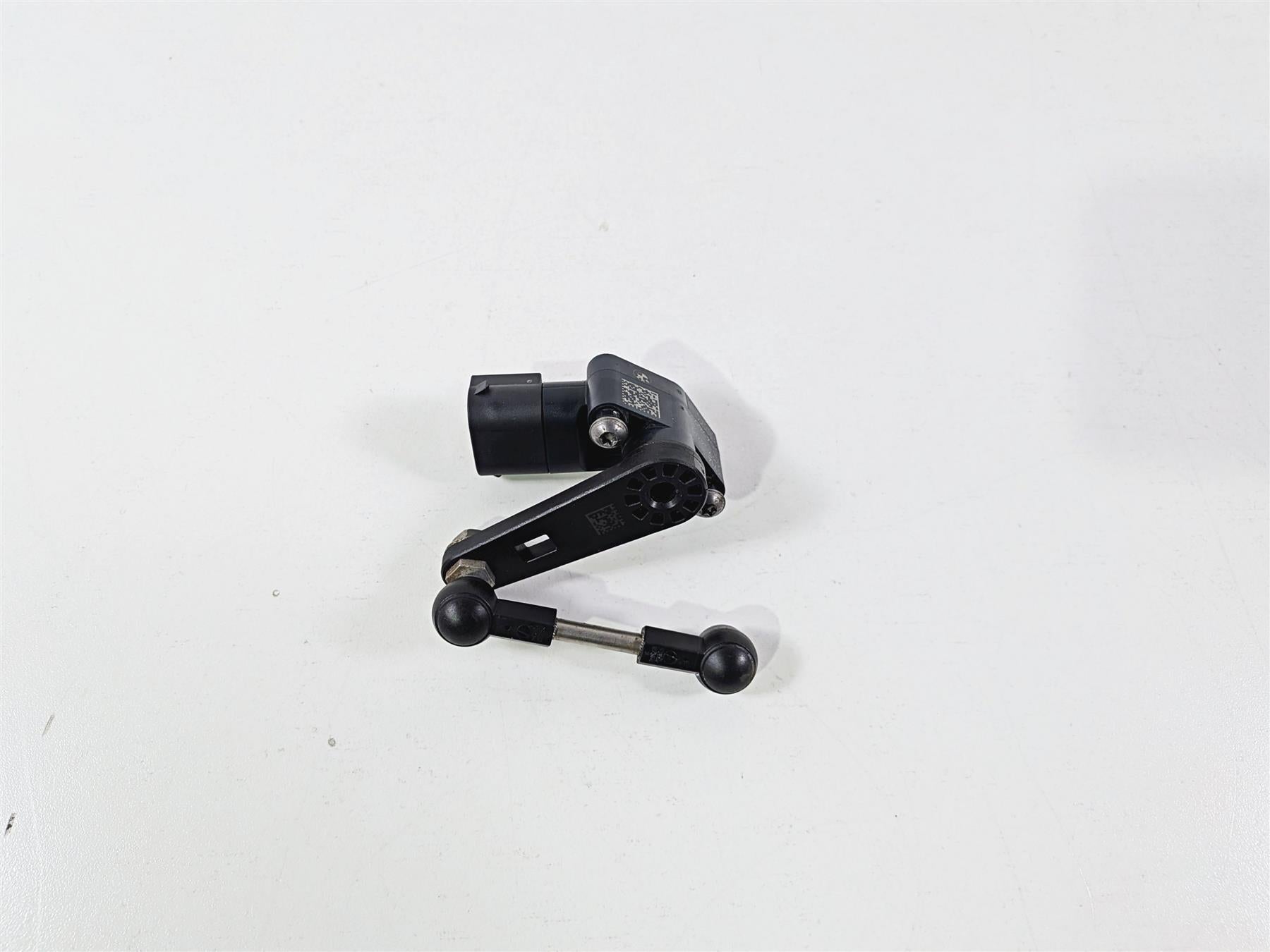2023 BMW F850GS K81 Bike Leveling Sensor & Linkage Arm 37146870000 {{ shop.shopifyCountryName }} - Mototech271