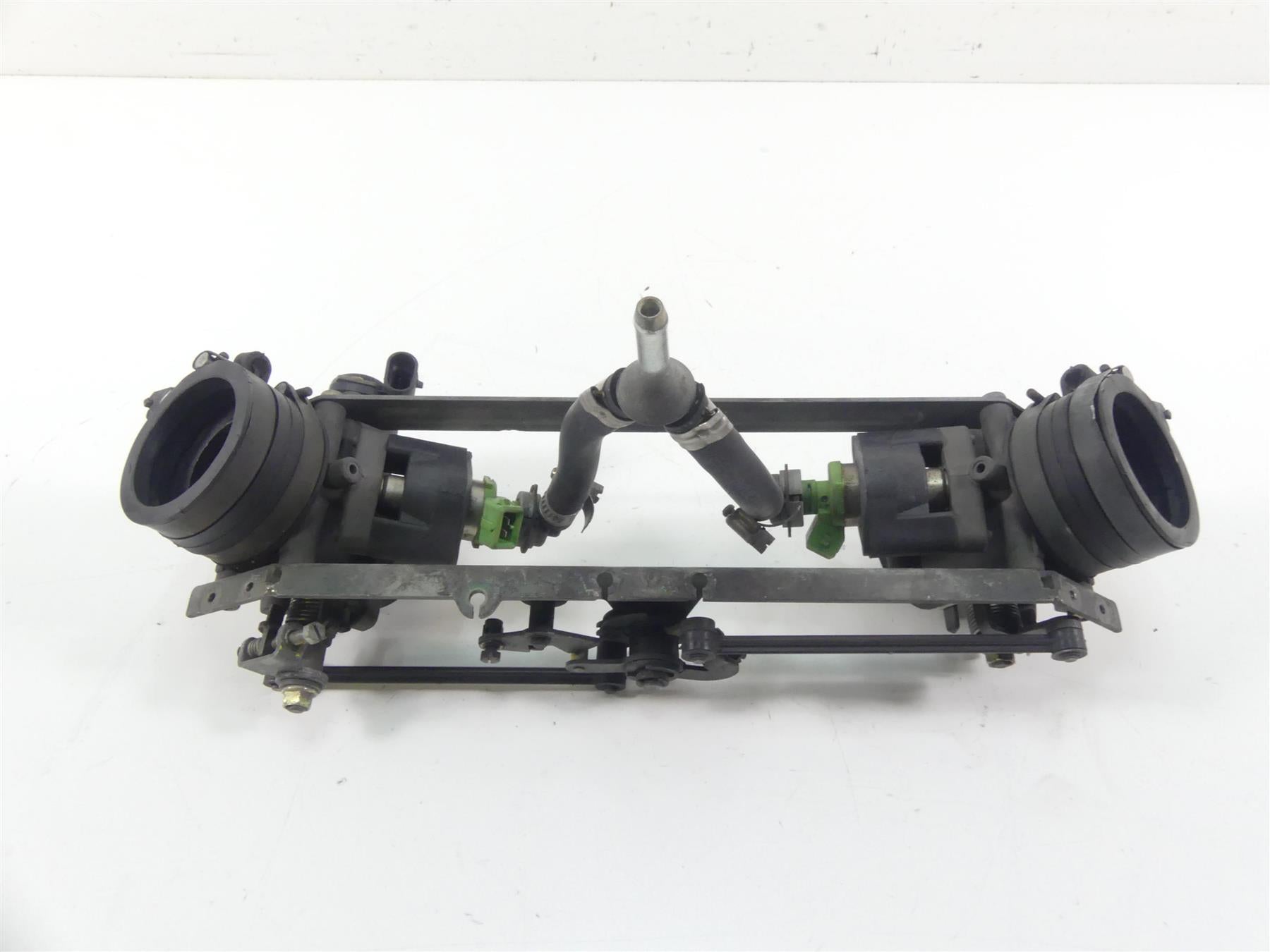 2001 Moto Guzzi California Sp 1100 Throttle Body Fuel Injection Set GU30112571 {{ shop.shopifyCountryName }} - Mototech271