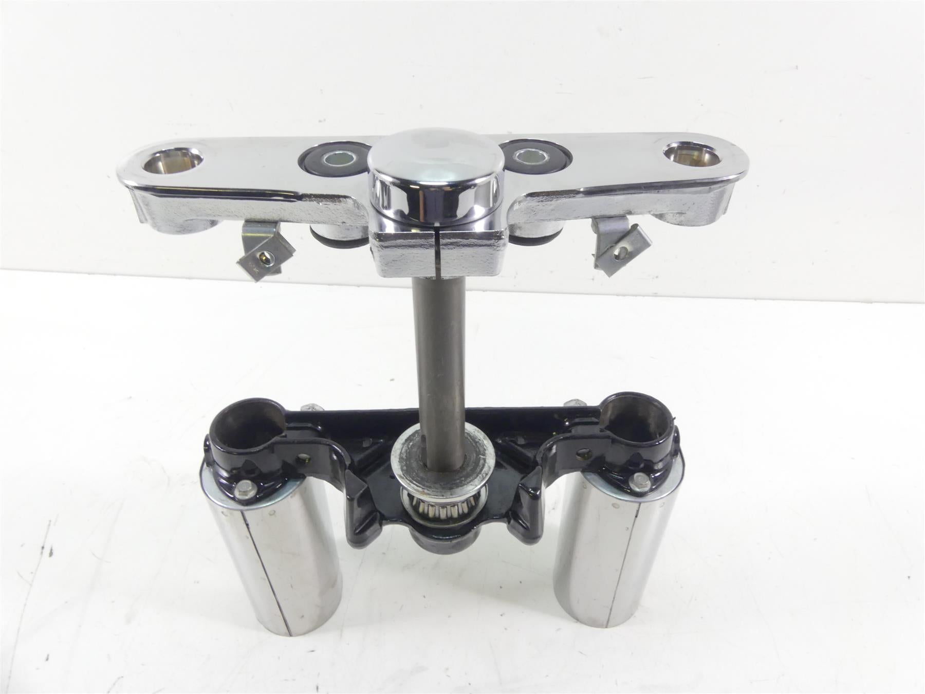 2017 Harley FLS Softail Slim Upper & Lower Triple Tree Set 45456-86B 45605-00A {{ shop.shopifyCountryName }} - Mototech271