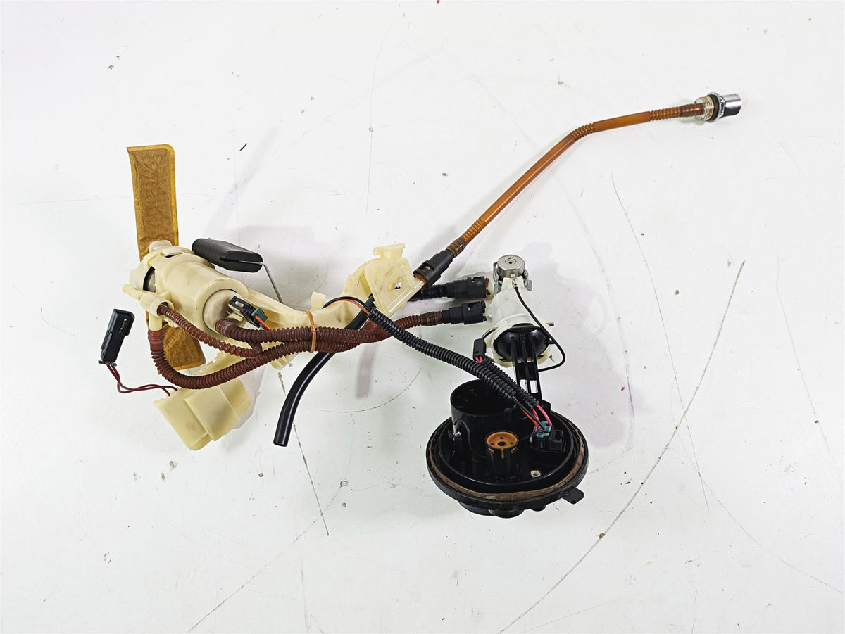 2008 Harley Touring FLHTP Electra Glide Fuel Gas Petrol Pump - Tested 75069-08D {{ shop.shopifyCountryName }} - Mototech271