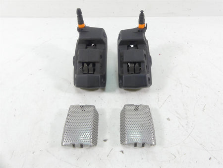 2013 Harley Touring FLHX Street Glide Front Brake Caliper Set 43027-08 44023-08 {{ shop.shopifyCountryName }} - Mototech271