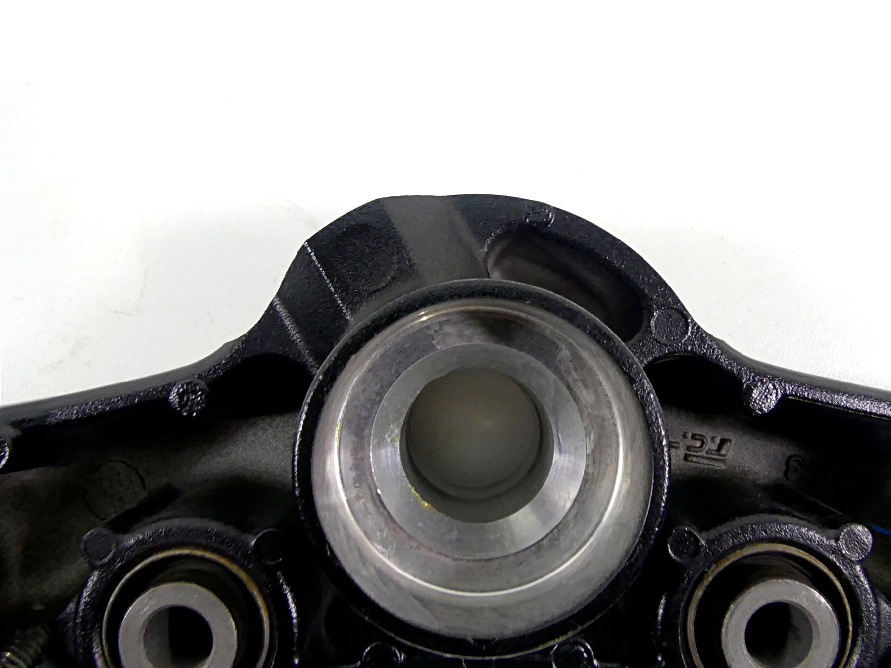 2012 Yamaha VMX17 VMAX 1700 Upper Triple Tree Steering Clamp 52mm 2S3-23435-00 {{ shop.shopifyCountryName }} - Mototech271