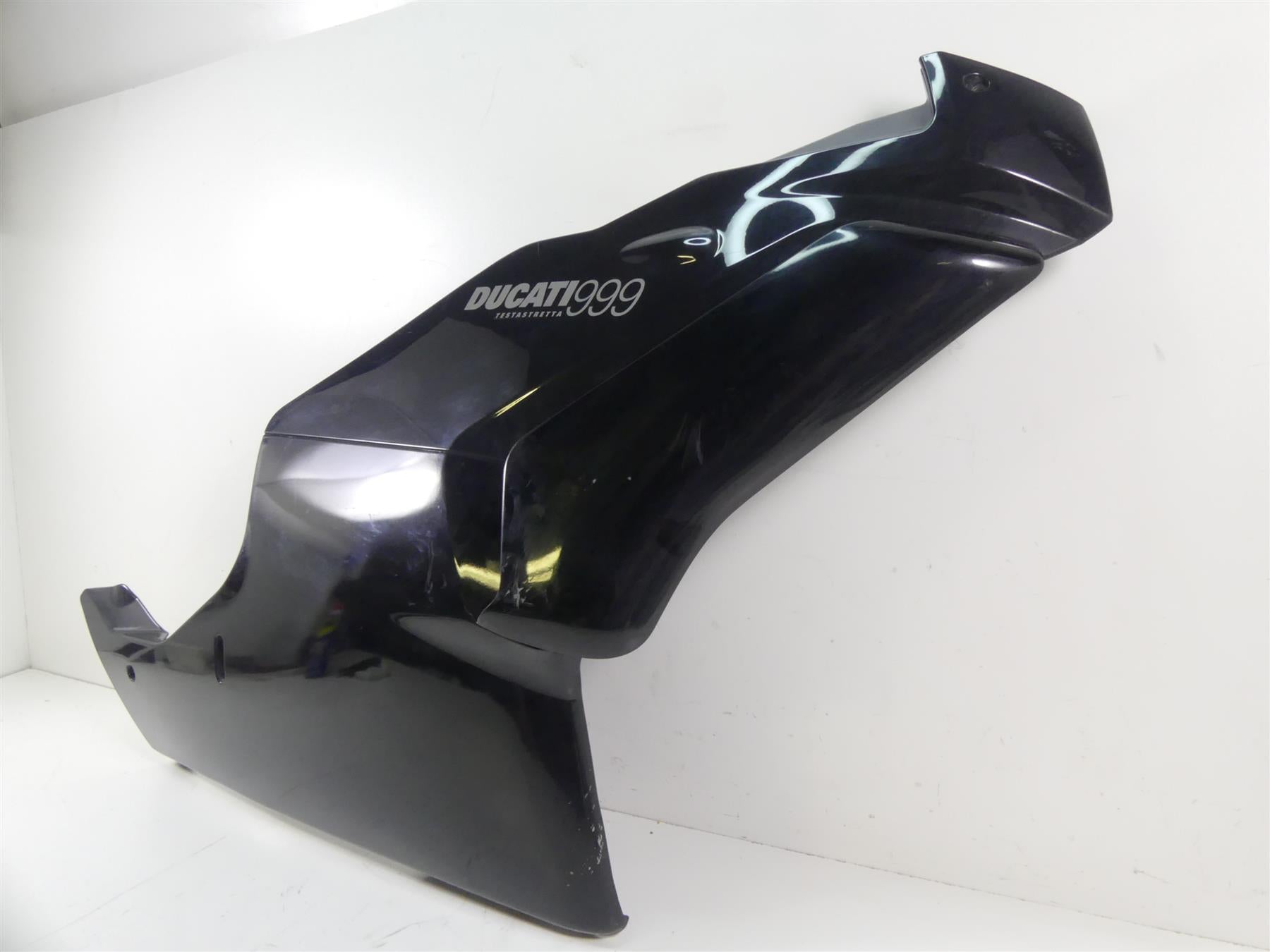 2006 Ducati 999 Biposto Right Side Main Fairing Cover Cowl - Read 48031521C {{ shop.shopifyCountryName }} - Mototech271
