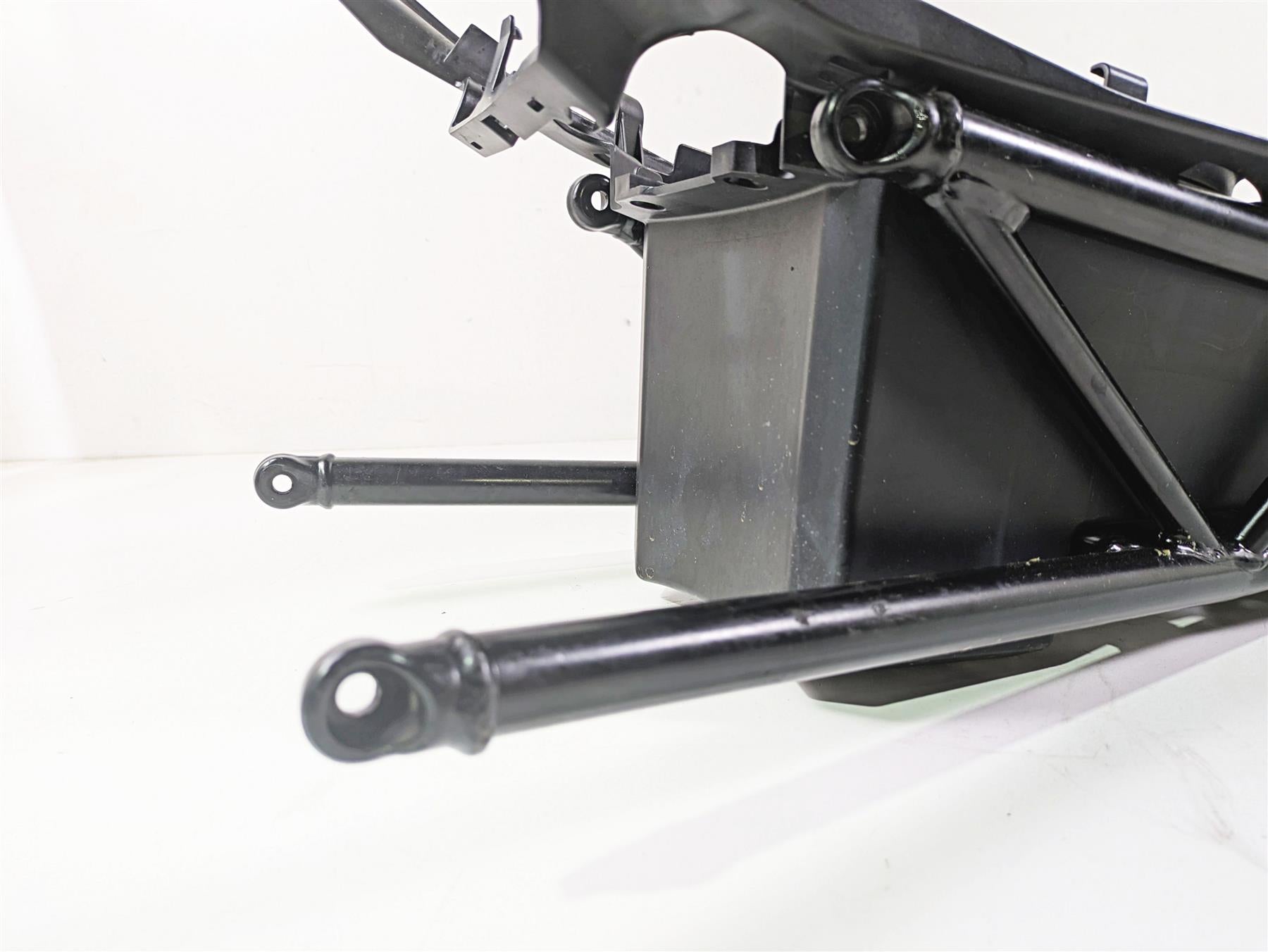 2018 KTM 1290 Super Duke R Straight Rear Subframe Sub Frame 6160300200033 {{ shop.shopifyCountryName }} - Mototech271