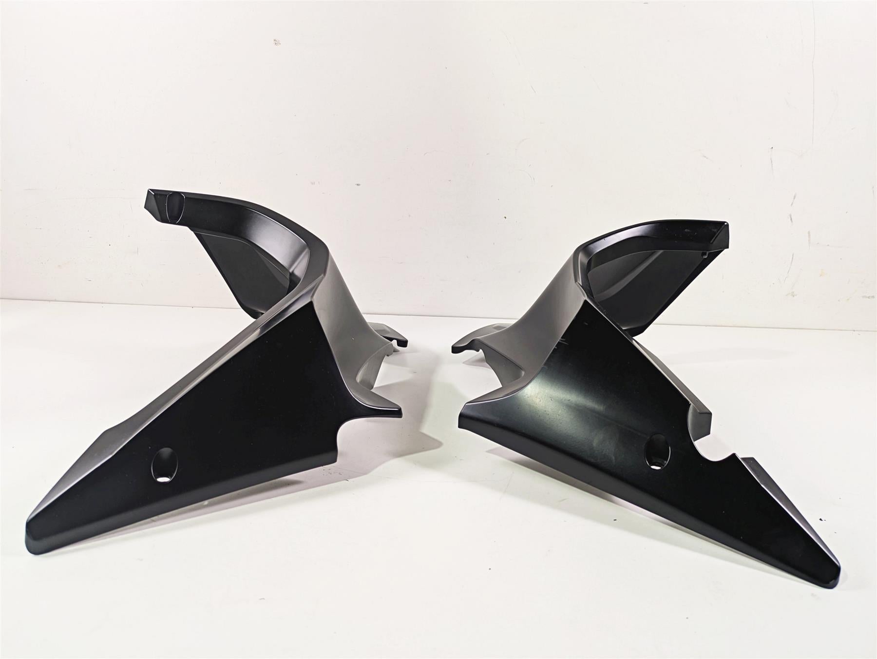 2016 BMW R1200RT K52 Left Right Engine Cover Set 46638533580 46638533579 {{ shop.shopifyCountryName }} - Mototech271