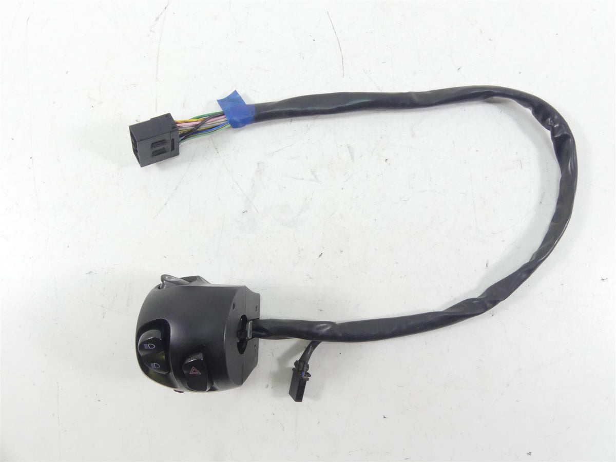 2013 Victory Cross Country Left Hand Light Horn Blinker Control Switch 4012119 {{ shop.shopifyCountryName }} - Mototech271