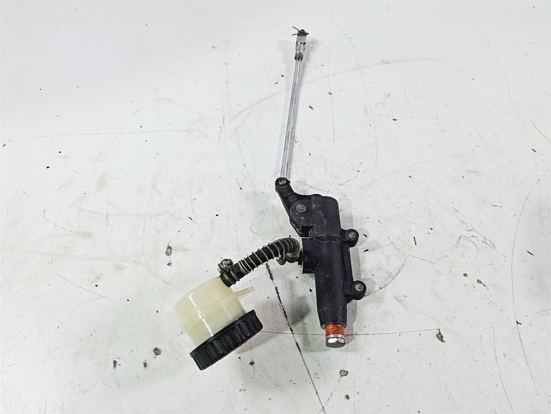 1998 Moto Guzzi California 1100 EV Rear Brembo Brake Master Cylinder GU31666990 {{ shop.shopifyCountryName }} - Mototech271