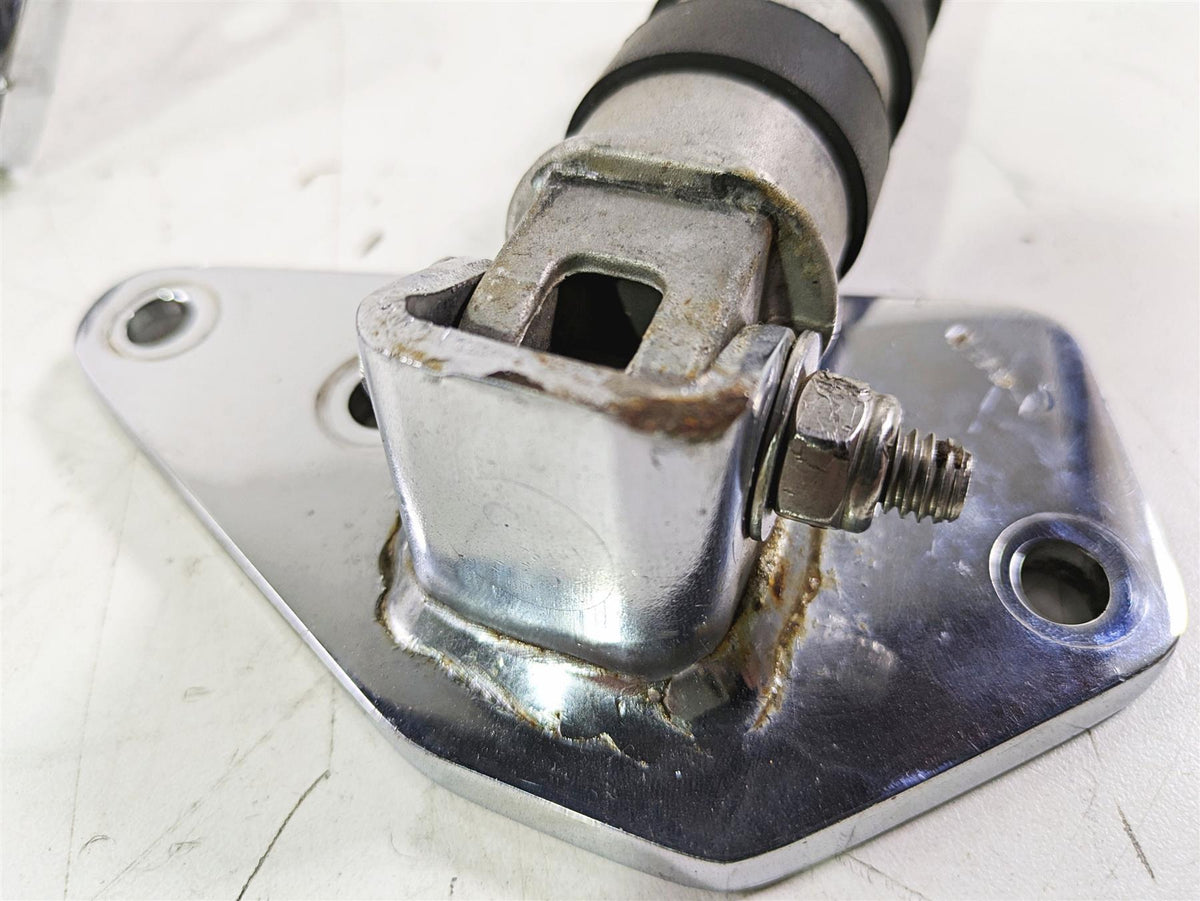 2001 Honda VT1100 Shadow Sabre Front Driver Rider Foot Peg Set 50612-MBA-020 {{ shop.shopifyCountryName }} - Mototech271