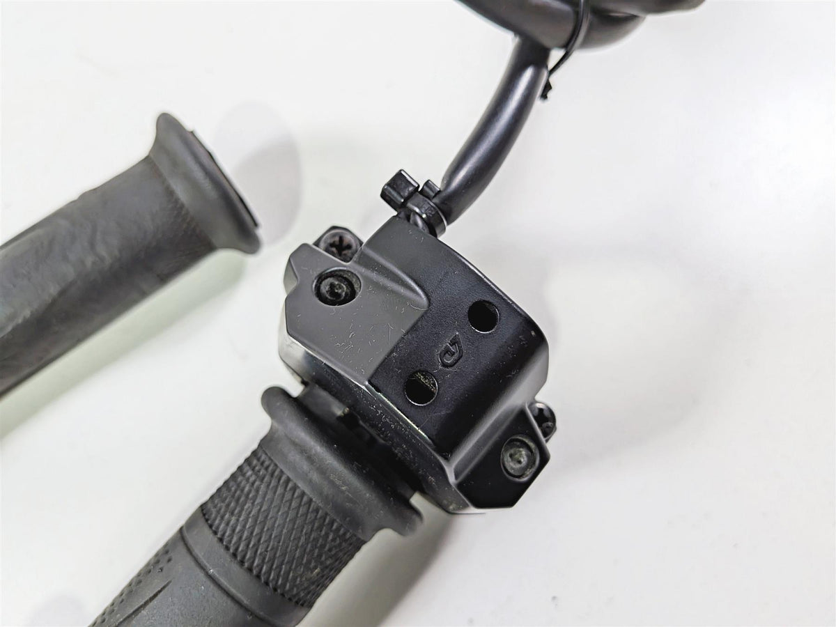 2019 Triumph Speed Triple RS 1050 Ride By Wire Throttle Grip Sensor T2042226 {{ shop.shopifyCountryName }} - Mototech271