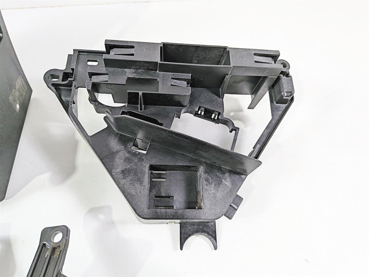 2014 Harley Touring FLHTK Electra Glide Battery & Electrical Holder 66000010A-Mototech271
