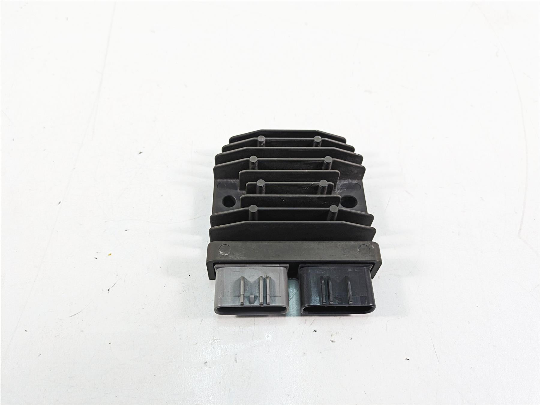 2016 BMW R1200R K53 Rectifier Voltage Regulator FH020AA 12318523367 {{ shop.shopifyCountryName }} - Mototech271
