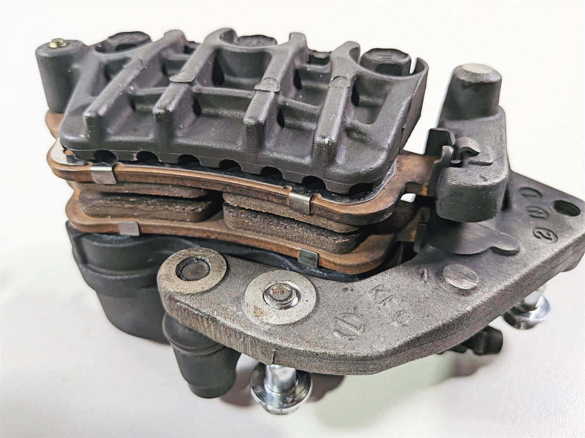 2003 Honda V-Twin VTX1800 C Nissin Front Brake Caliper Set 45150-MCH-006 {{ shop.shopifyCountryName }} - Mototech271
