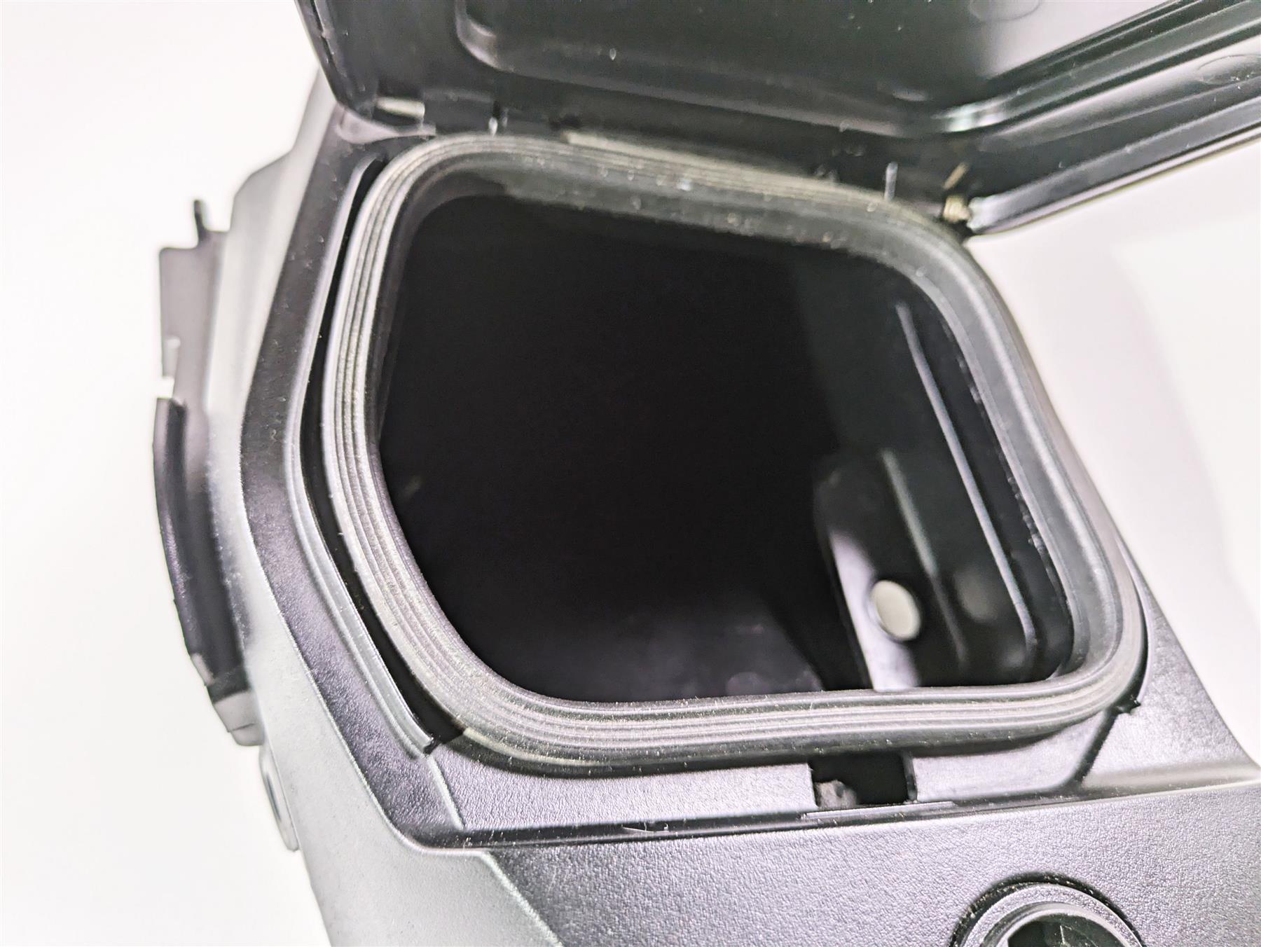 2019 BMW R1250RT K52 Left Storage Compartment Box 46638544957 46638537843 {{ shop.shopifyCountryName }} - Mototech271