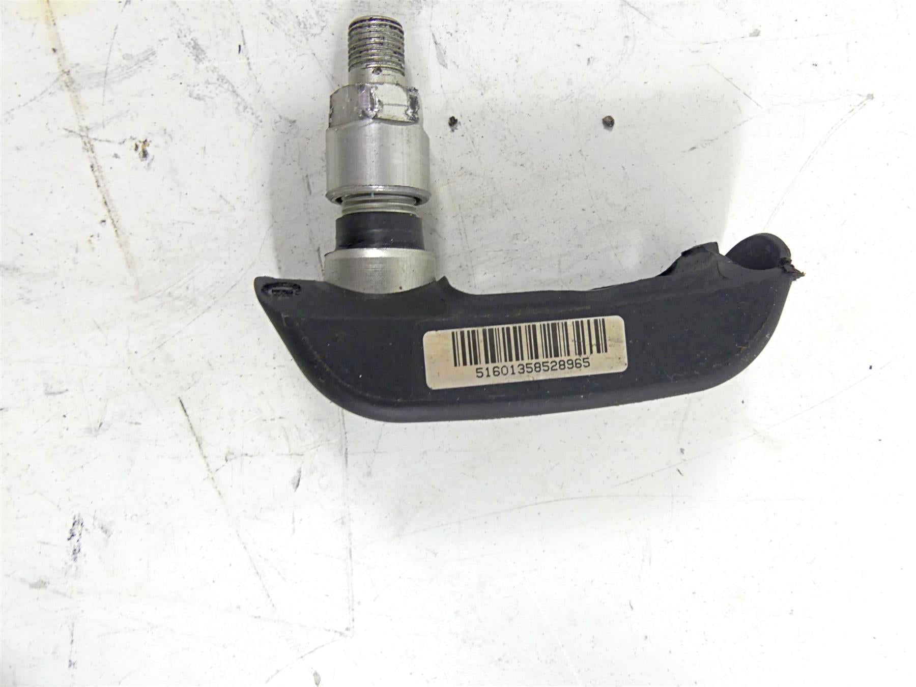 2016 BMW R1200GS Adv K51 Rdc Tire Pressure Module & Tire Sensors 65758546222 {{ shop.shopifyCountryName }} - Mototech271