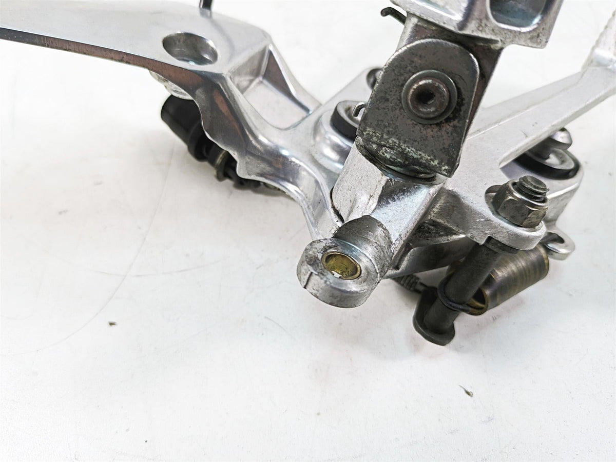 2002 Yamaha FZ1 FZS1000 Fazer Right Rider Footpeg & Brake Pedal 5LV-27443-01-00 {{ shop.shopifyCountryName }} - Mototech271