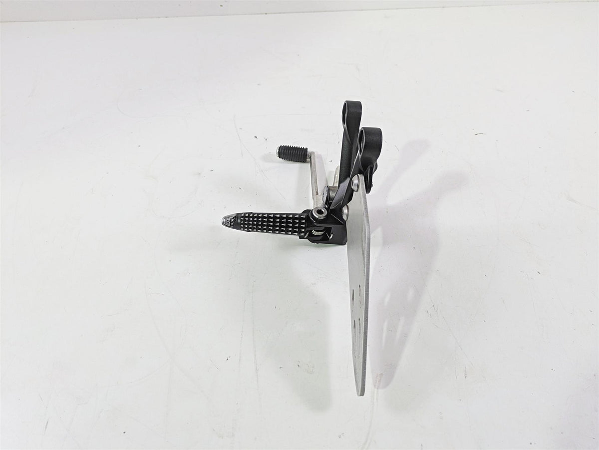2020 Kawasaki ZX6R ZX636 Ninja Left Footpeg Foot Peg Shifter Set 35063-0160-18R {{ shop.shopifyCountryName }} - Mototech271