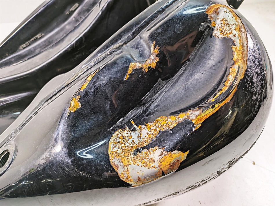 2013 Harley Touring FLHX Street Glide Fuel Gas Petrol Tank - Dented 61356-08 {{ shop.shopifyCountryName }} - Mototech271