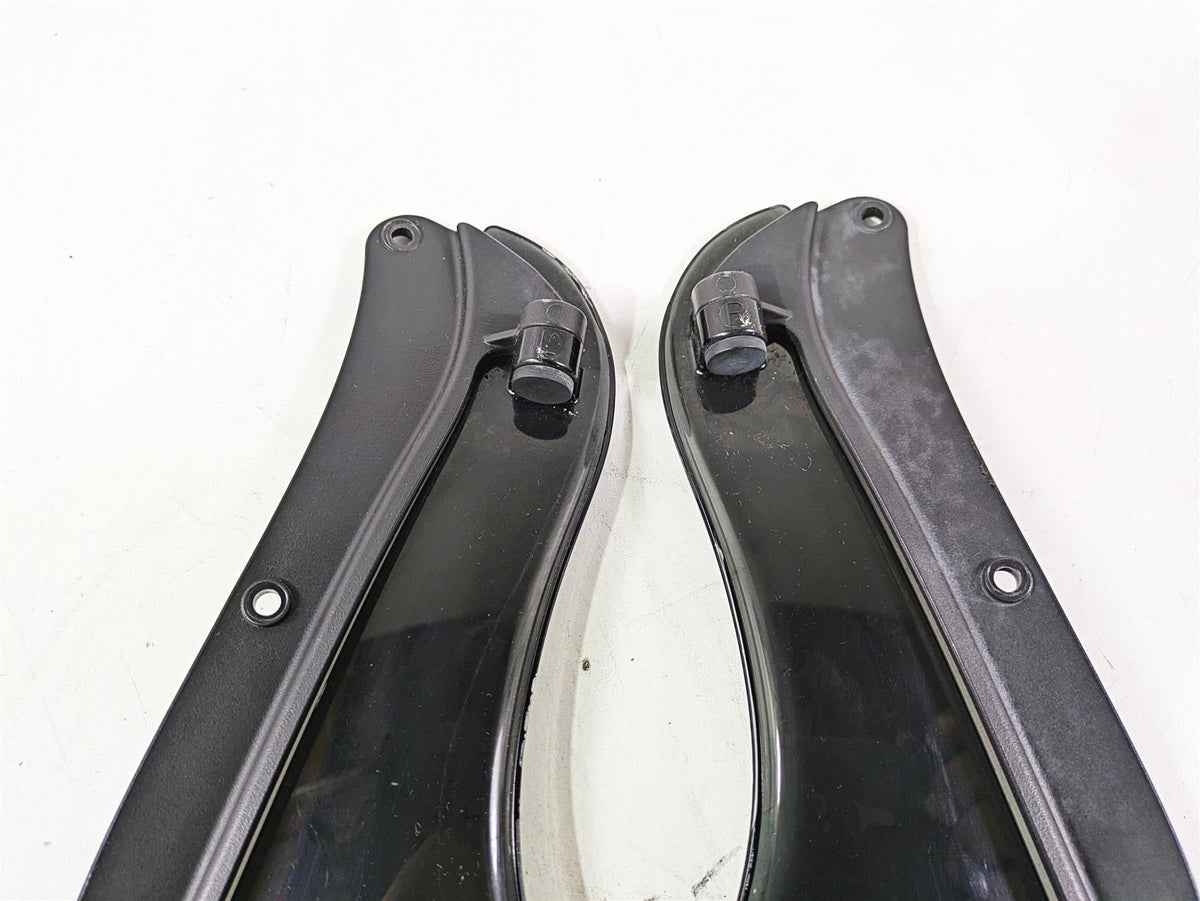 2011 Harley Touring FLHTCUSE CVO E-Glide Front Lower Wind Deflector Set {{ shop.shopifyCountryName }} - Mototech271