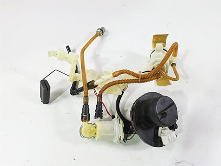 2011 Harley Touring FLHTCUSE CVO E-Glide Fuel Gas Petrol Pump 62908-08 75069-08 {{ shop.shopifyCountryName }} - Mototech271