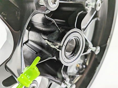 2024 Yamaha YZF R1 RN65 17x3.5 Front Wheel Rim - Damage - Read 2CR-25168-00 {{ shop.shopifyCountryName }} - Mototech271