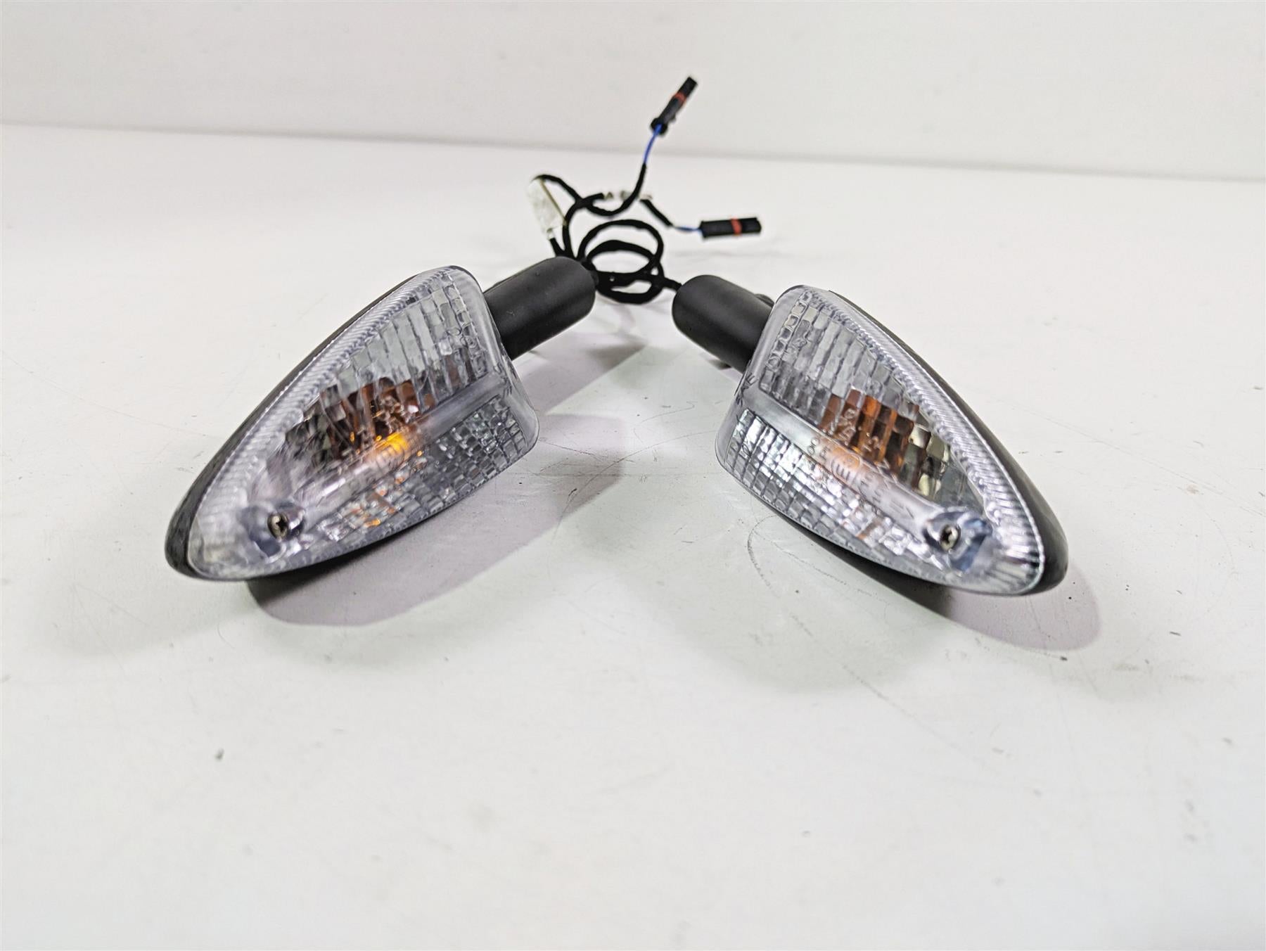 2017 BMW F800GS Adv K75 Rear Blinker Turn Signal Set 63138534352 63138534353 {{ shop.shopifyCountryName }} - Mototech271