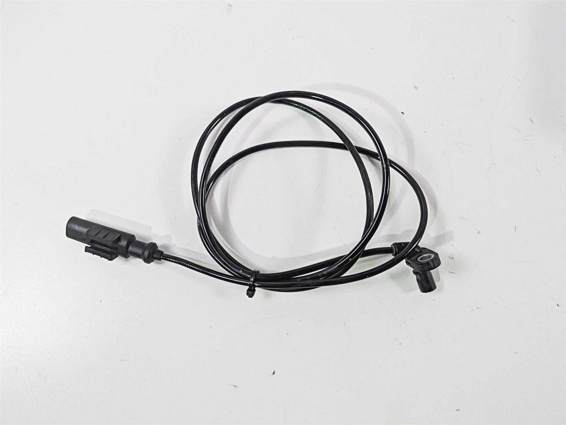 2017 KTM 1290 Super Duke GT Rear Abs Brake Wheel Speed Sensor 76042025000