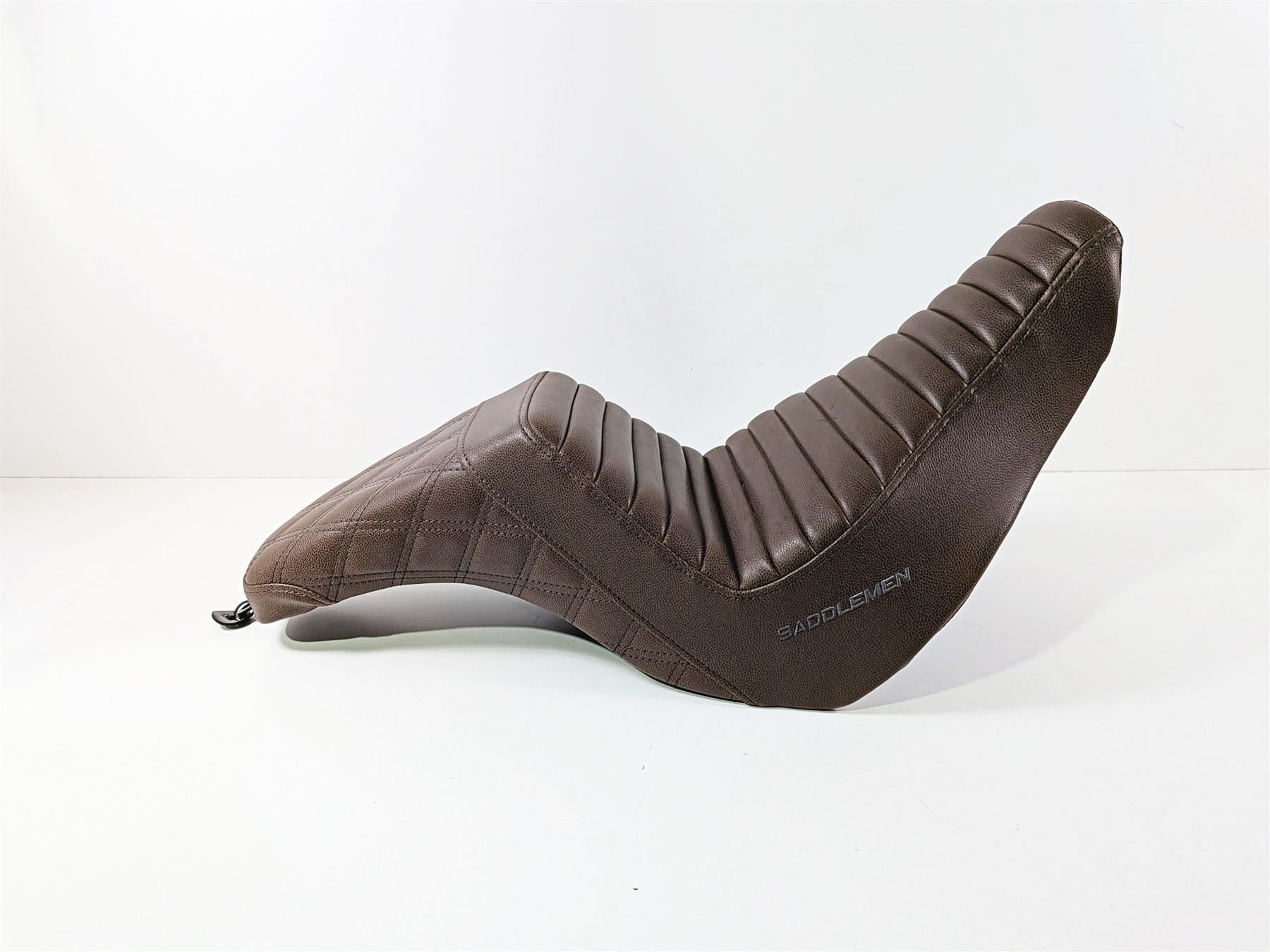 2024 Harley Softail FXLRST Low Rider Saddlemen Step-Up Seat Set 818-29-176BR {{ shop.shopifyCountryName }} - Mototech271