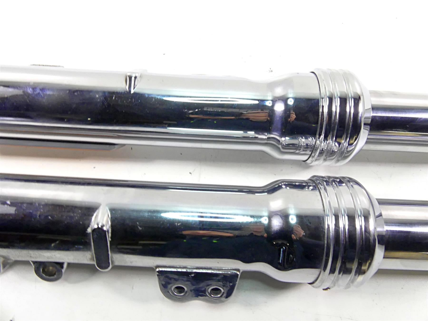 2005 Harley VRSCSE CVO V-Rod 49mm Chrome Front Fork Leg Set 46784-05A 46785-05A {{ shop.shopifyCountryName }} - Mototech271