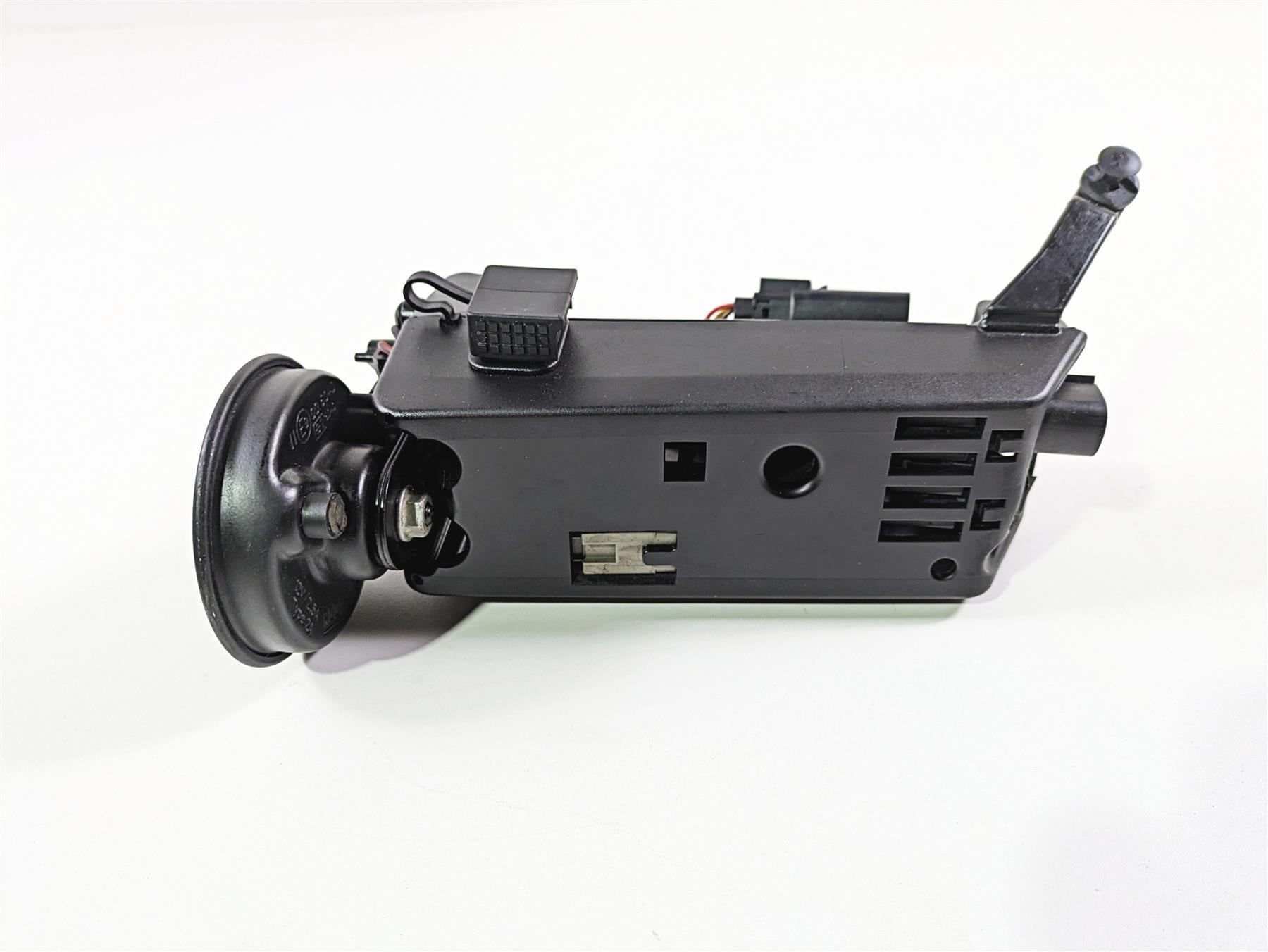 2019 Harley Softail FXDR 114 Wiring Box & Horn Set 69201654 {{ shop.shopifyCountryName }} - Mototech271