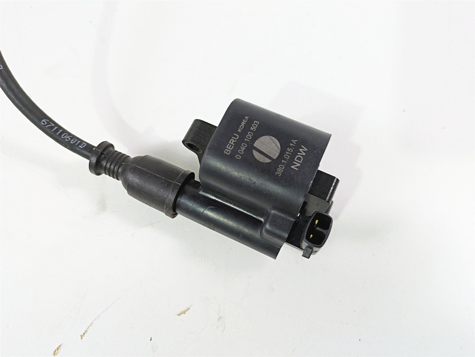 2019 Ducati Supersport 939 S Beru Ignition Coil Stick Coils Set 38010151A {{ shop.shopifyCountryName }} - Mototech271