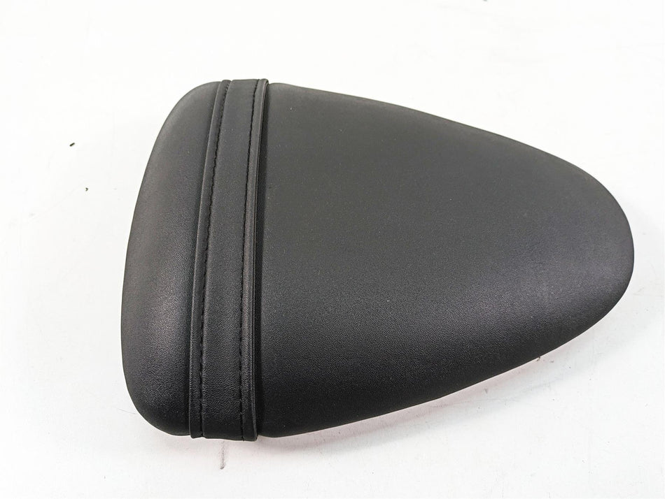 2008 Buell 1125 R Rear Passenger Pillion Seat Saddle M0091.02A8 {{ shop.shopifyCountryName }} - Mototech271