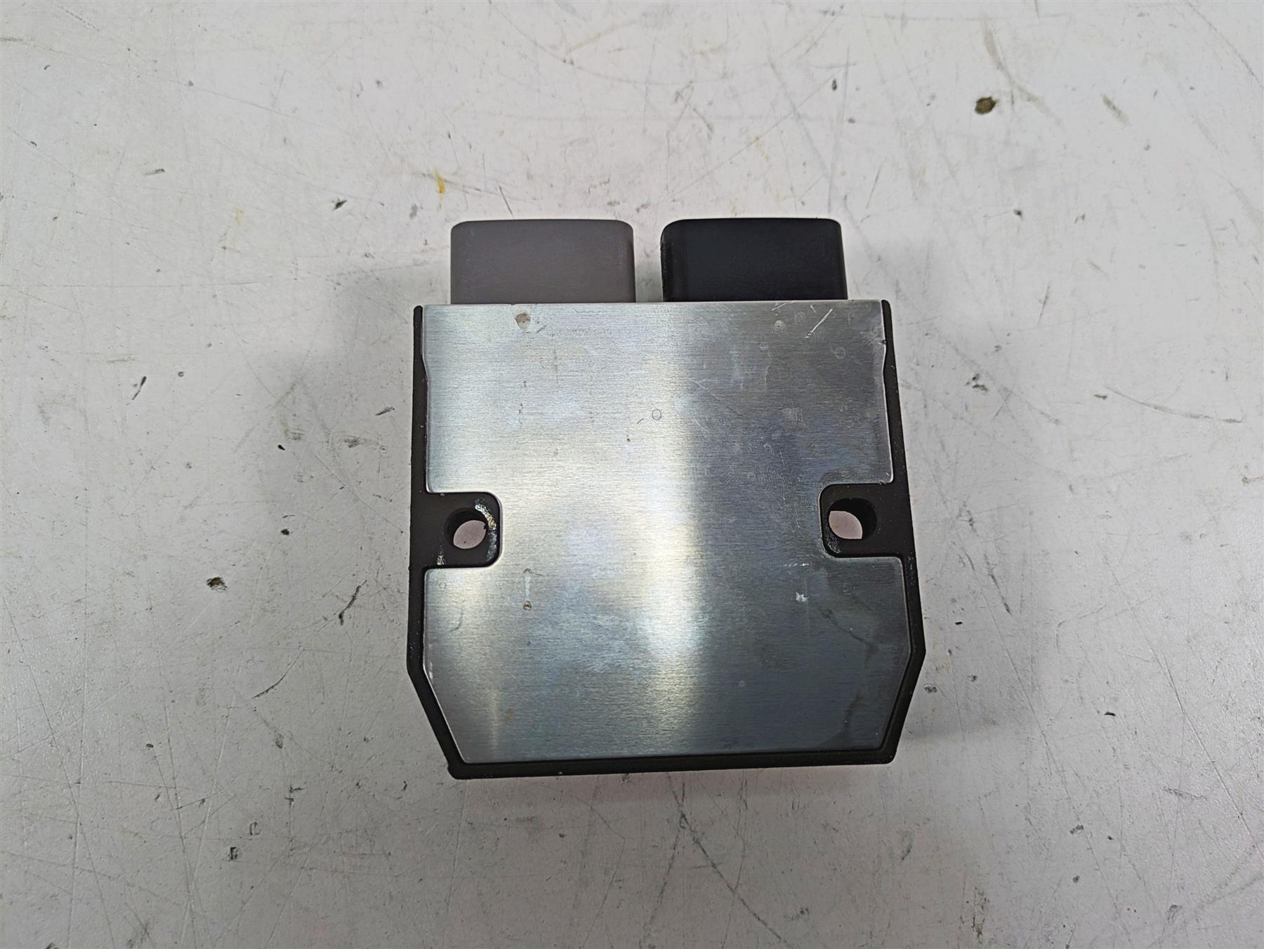 2016 Sea-Doo Spark 900 Rectifier Voltage Regulator SH775AA 710001103 {{ shop.shopifyCountryName }} - Mototech271
