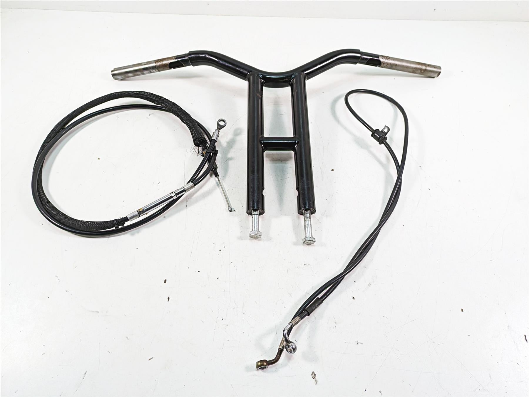 2020 Harley Softail FXBB Street Bob 13" T-Handlebar + Lines - Read {{ shop.shopifyCountryName }} - Mototech271