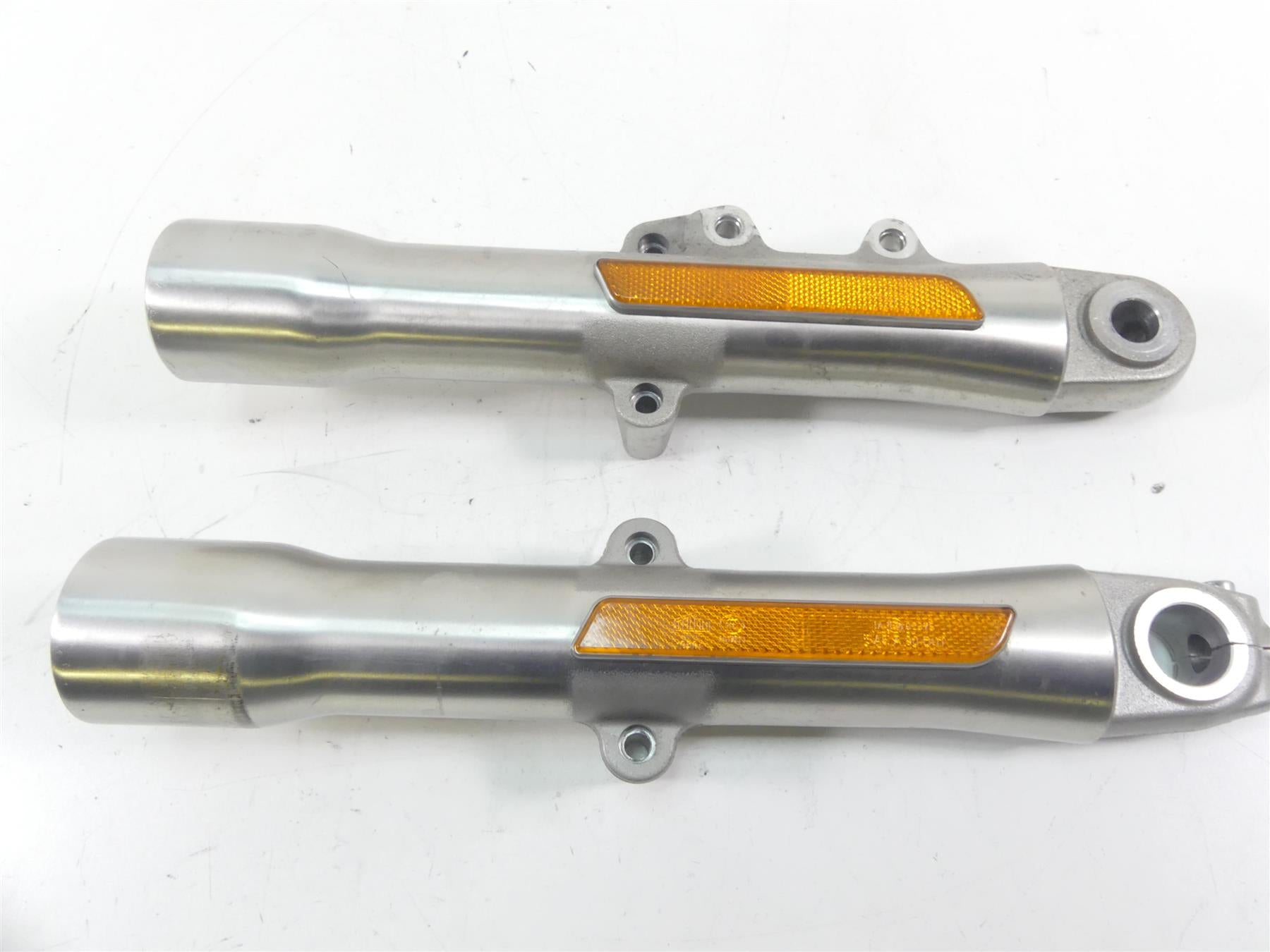 2015 Harley FLD Dyna Switchback Straight Front Fork Lower Tubes Set 45400024 {{ shop.shopifyCountryName }} - Mototech271