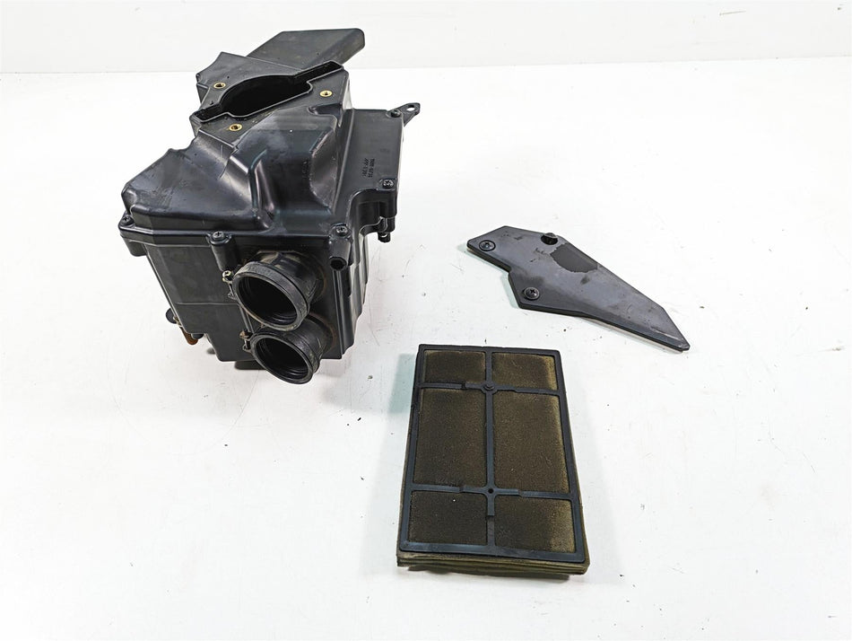 2016 Kawasaki Ninja EX300 Air Cleaner Breather Filter Set 11038-0046 11038-0711 {{ shop.shopifyCountryName }} - Mototech271