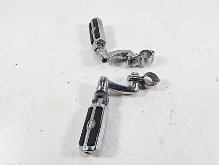2006 Harley Touring FLHTCUI Electra Glide Highway Footpeg Willi G Skull 50370-04 {{ shop.shopifyCountryName }} - Mototech271