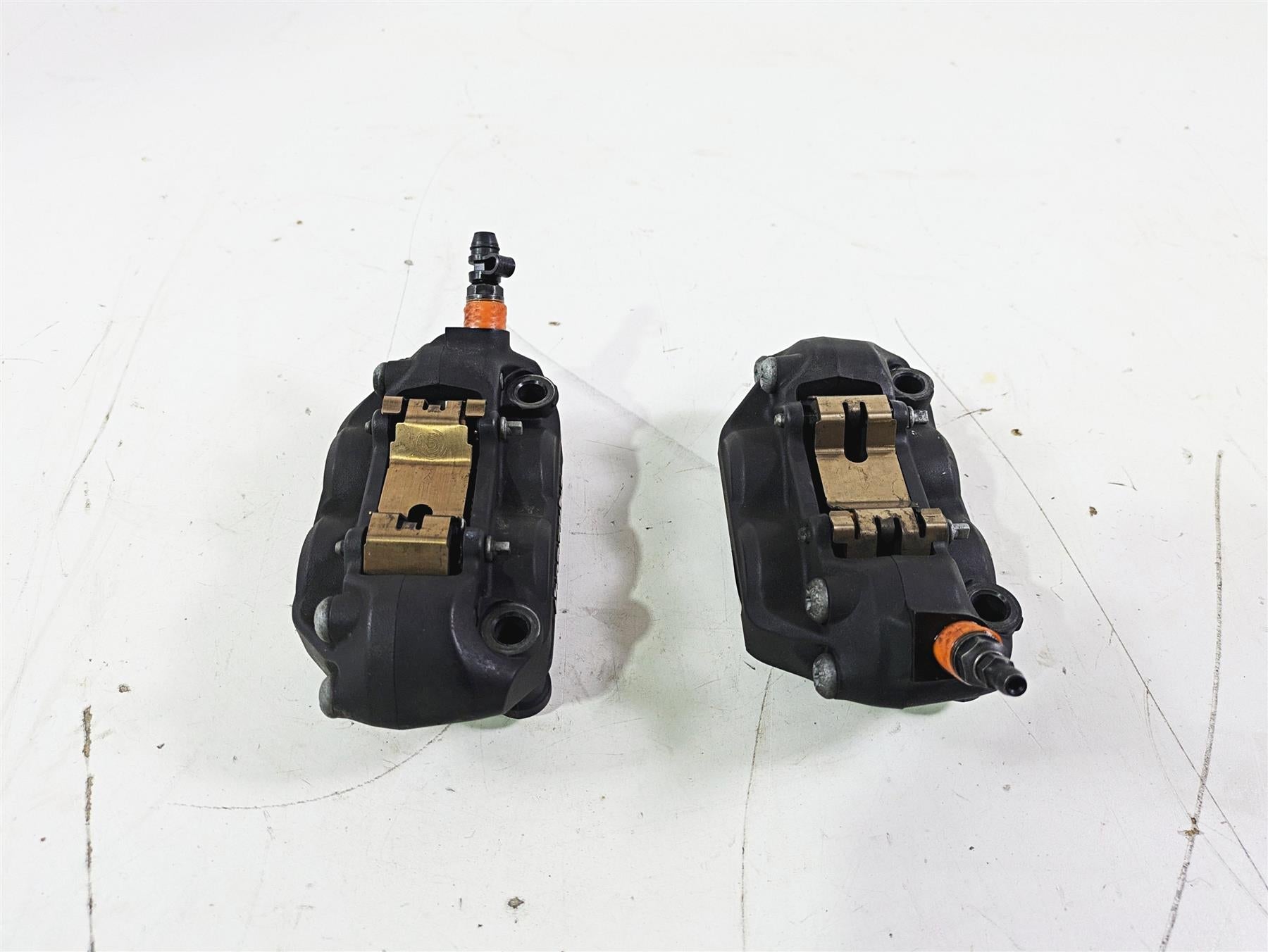 2022 KTM 1290 Super Adventure S 100mm Brembo Front Brake Calipers 6031301500130 {{ shop.shopifyCountryName }} - Mototech271