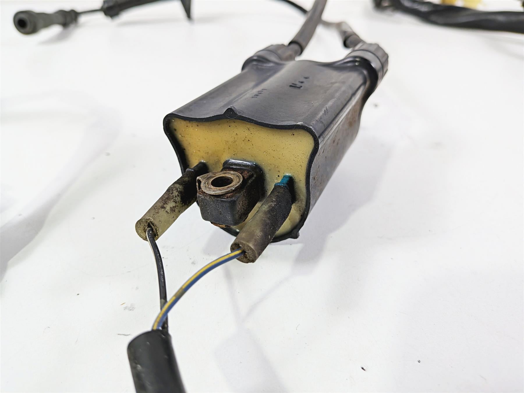 2002 Honda Shadow VT750 CDA Deluxe Wiring Harness Coils Rectifier 32100-MBA-J50 {{ shop.shopifyCountryName }} - Mototech271